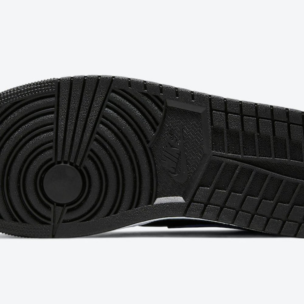 NEW Nike Air Jordan 1 Mid 'Hyper Royal' Black Men' - Picture 6 of 11